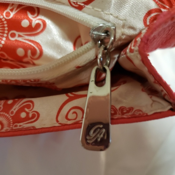 Authentic Grace Adele crossbody - Picture 2 of 8